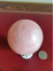 Sphère De Quartz Rose Diamètre 6,5 Cm Poids 350 Grammes - Minerales