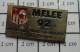 713L  Pin's Pins / Beau Et Rare / SPORTS / RUGBY CLUB MELEE 92 ROCHE LA MOLIERE - Rugby