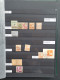 Delcampe - 1920-1940c. Langebalkstempels A-Z In Aantallen Op Diverse Waarden W.b. 12- En 24-uurskarakters Netjes Opgezet In 8 Inste - Netherlands Indies
