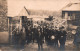 Militaria - Carte Photo - Groupe De Soldats Militaires - Travaux à La Gare De ? - Ligne Du Chemin De Fer , Locomotive - Guerre 1914-18