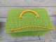 Delcampe - Ancien Jouet Plage Panier Goûter Plastique Jaune Ou Vert Vintage - Jouets Anciens