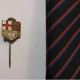 ENGLAND Tie & Pin Quie Old FA Football Association / NOS / Polyester & Enameled Brass - Habillement, Souvenirs & Autres