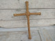 Delcampe - Ancien Crucifix Croix En Corde Design Audoux Minet Vintage - Other & Unclassified