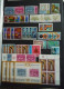 Nations Unies Collection Nombre Important De Timbres Et Blocs Et  Plus 32 Feuillets Drapeaux N° 2 - Unused Stamps