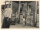 Photo - Myanmar - RANGOON - Un Petit Birman Frappant Sur La Cloche - Format 11 X 8,5 Cm - Myanmar (Burma)
