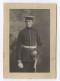Foto Soldat Preußen Uniform Tellermütze Degen 1906 - Uniformen