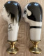 Deux Sceaux à Cacheter - Bustes En Porcelaine - Signature JB - Stempels
