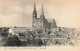 FRANCE - Chartres - Vue Générale De La Cathédrale (Côté Sud) - Vue Au Loin - Des Maisons - Carte Postale Ancienne - Chartres