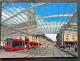 BERN Bahnhofplatz Mit Trambahnhof, überdacht Mit «Baldachin». Combinotram, Blick In Richtung Spitalgasse/ Moderne Karte - Strassenbahnen