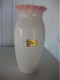 Vase Blanc Encolure Rose Forme De Ceinture Hauteur 28cm, Diamètre 14cm Maxi Signature G O Pas Facile à Lire - Vallauris (FRA)