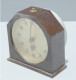 -ANCIEN REVEIL ART DECO BAKELITE ROUGE Sans Marque Visible JUS De GRENIER    E - Alarm Clocks