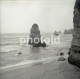 20 NEGATIVES SET 1960s WOMAN FEMME MAN BEACH PLAGE STRAND BABY PORTUGAL AMATEUR 60mm NEGATIVE NOT PHOTO FOTO - Non Classificati