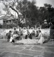 Delcampe - 20 NEGATIVES SET 1960s WOMAN FEMME PICNIC BABY PORTUGAL AMATEUR 60mm NEGATIVE NOT PHOTO FOTO - Non Classificati