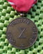 Medaille -  Nederlandse Rode Kruis , Voor Trouwe Dienst.  -  Original Foto  !!  Medallion  Dutch - Andere & Zonder Classificatie