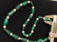 Delcampe - Antica Collana In Malachite E Perle Di Fiume - Afrikanische Kunst