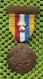 2 X Medaille - MILITAIR - Marche De 'Armée Luxembourg -  Original Foto  !! - Andere & Zonder Classificatie