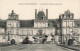 FRANCE - Fontainebleau - Vue Sur La Façade Du Château - Carte Postale Ancienne - Fontainebleau