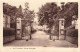 FRANCE - Malmaison - Vue Sur L'entrée Principale - Carte Postale Ancienne - Chateau De La Malmaison