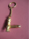 Porte-clé  Ancien/Avec Miniature/  Dieu De Fécondité/ Africain ?  / Bronze Moulé Doré / Vers 1980-1990    POC754 - Porte-clefs