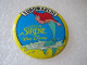 NO PIN'S  BADGE LA PETITE SIRENE  DISNEY  EUROMARCHÉ  Ø 56 Mm - Disney