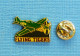 1 PIN'S /  ** AVION " P-40 TOMAHAWK, RT SIMTH " TIGRES VOLANTS ** - Avions