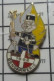 1420 Pin's Pins / Beau Et Rare / JEUX OLYMPIQUES / ALBERTVILLE 92 GENDARME MARMOTTE SKIEUR FLAMME JAUNE ET GRISE - Olympic Games