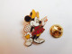 Superbe Pin's  En EGF  , Disney , Minnie , Tennis ,  Signé Disney - Disney