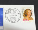 17-3-2024 (3 Y 17) Kylie Minogue Receive The Global Icon Gong At The 2024 Brit Music Awards (with Kylie Minogue Stamp) - Singers