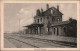 !  Cpa, Alte Ansichtskarte Bahnhof Rouvroy (Pas-de-Calais) , Gare - Gares - Sans Trains