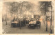 FANTAISIES - Hommes - Des Groupes D'hommes Assisent Aussi D'une Grande Table - Carte Postale Ancienne - Hommes