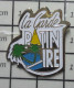 511D Pin's Pins / Beau Et Rare / SPORTS / PATINOIRE LA GARDE - Invierno