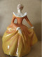 Royal Doulton Figurine En Porcelaine HN3220 Fragrence Conçu Par Peggy Davies 1965 - Doulton