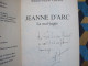 JEANNE D'ARC LA MAL JUGEE / A.M GERARD / 1981 / MENGES/ LIVRE DEDICACE - Livres Dédicacés