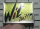 511D Pin's Pins / Beau Et Rare / MEDIAS / RADIO WIT 100.7 MHZ FM - Médias