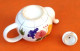 Cafetière / Théière    Forme Boule   Faïence à Décor De Fruits - Theepot