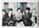 Delcampe - à Choisir 2 Cartes De Collection Image 1964 The Beatles John Lennon Ringo Starr Paul Mccartney - Andere Producten