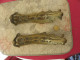 2 Antique Cache Jambe Laiton. - Other & Unclassified