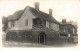 ROYAUME-UNI - The Pilot Boat Inn - Bembridge - I W - D 532 - Vue Panoramique - Carte Postale Ancienne - Otros & Sin Clasificación