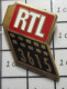 511c  Pin's Pins / Beau Et Rare / MEDIAS / RADIO RTL MINITEL 3615 Par DECAT - Médias