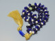 Delcampe - -ANCIEN CHAPELET MUSULMAN TASBIH FLEURS BLEUES VERRE & Boules Blanches Vertes      E - Religious Art