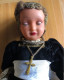 Delcampe - Poupée Ancienne 40 Cm - Costume - Yeux Mobiles, Membres Articulés, Chaussures Peintes, Genoux Coudes Non Articulés - Puppen