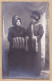 16400 / Carte-Photo Mode 1930s Pelisse Manchon Fourrure Couple Jeunes Femmes - Moda