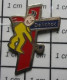 513B Pin's Pins / Beau Et Rare / THEME : JEUX OLYMPIQUES / ALBERTVILLE 1992 DELICHOC BISCUITS AU CHOCOLAT - Olympische Spiele