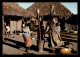 AFRIQUE NOIRE - SERIE L'AFRIQUE EN COULEURS - SCENE VILLAGEOISE - EDITEUR HOA-QUI - Non Classificati