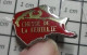 1319 Pin's Pins / Beau Et Rare / AUTRES / FUSIL CHASSE DE LA FEUILLIE - Altri & Non Classificati