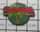 1417 Pin's Pins / Beau Et Rare / MARQUES / LESSIVE GAMA - Marche