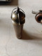 Delcampe - Tres Rare  Briquet De Poilu Allemant Casque A Pointe Et Botte + Lampe Obus - 1914-18