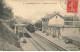 91 PALAISEAU #26794 INTERIEUR GARE LOCOMOTIVE TRAIN CHARRETTES A BRAS - Palaiseau