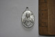 Ancienne Médaille Je Suis La Vierge Des Pauvres Banneux Jésus Chris Sacré Coeur Marie Pendentif Aluminium Alu Souvenir - Religion & Esotericism