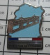 1920 Pin's Pins / Beau Et Rare /  ADMINISTRATIONS / LA PREFECTURE DE L'ESSONNE ça Fait Réver ! - Administration